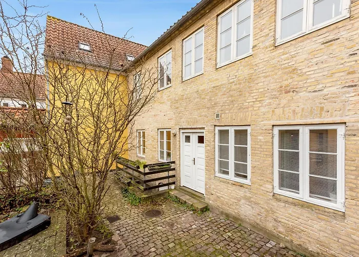 Atmospheric In Haderslev's Old Town Apartman